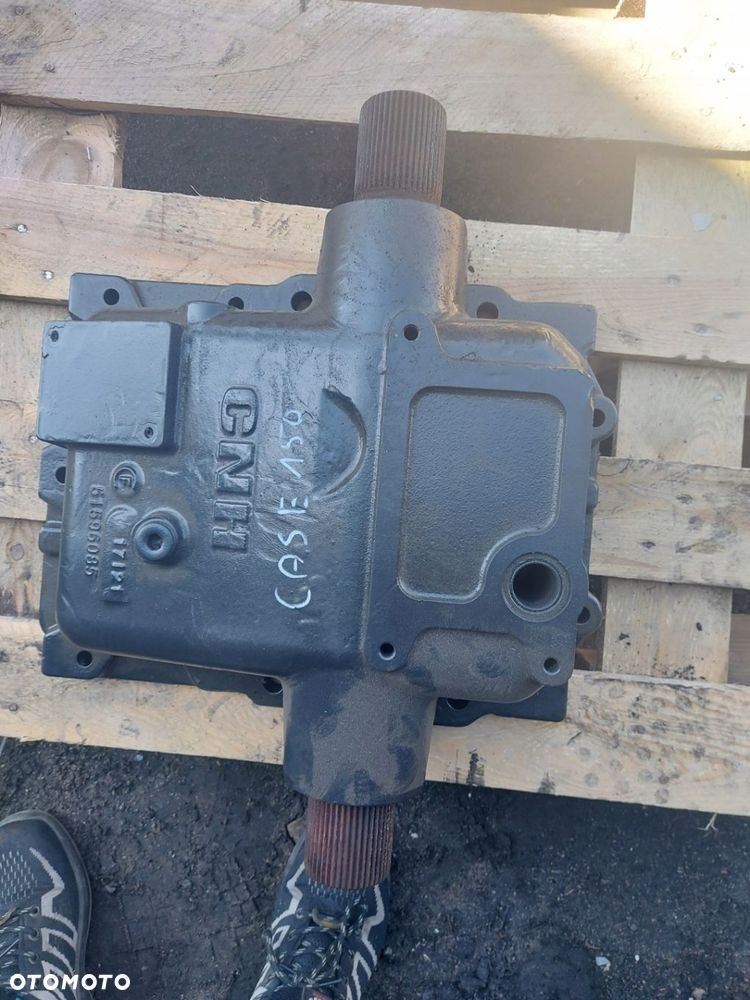 POKRYWA PODNOŚNIKA WAŁEK PODNOŚNIKA 5188863 51596088 CASE MAXXUM 150 2022R - 2