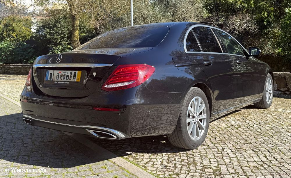 Mercedes-Benz E 220 d Avantgarde 4-Matic - 4