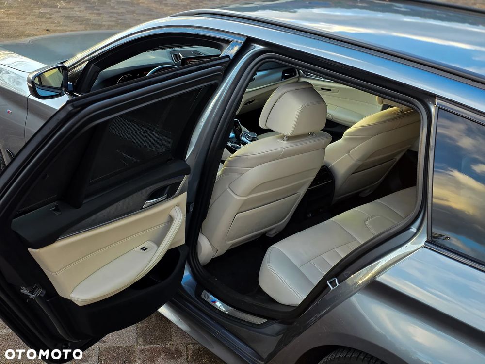 BMW Seria 5 530d xDrive M Sport sport - 19