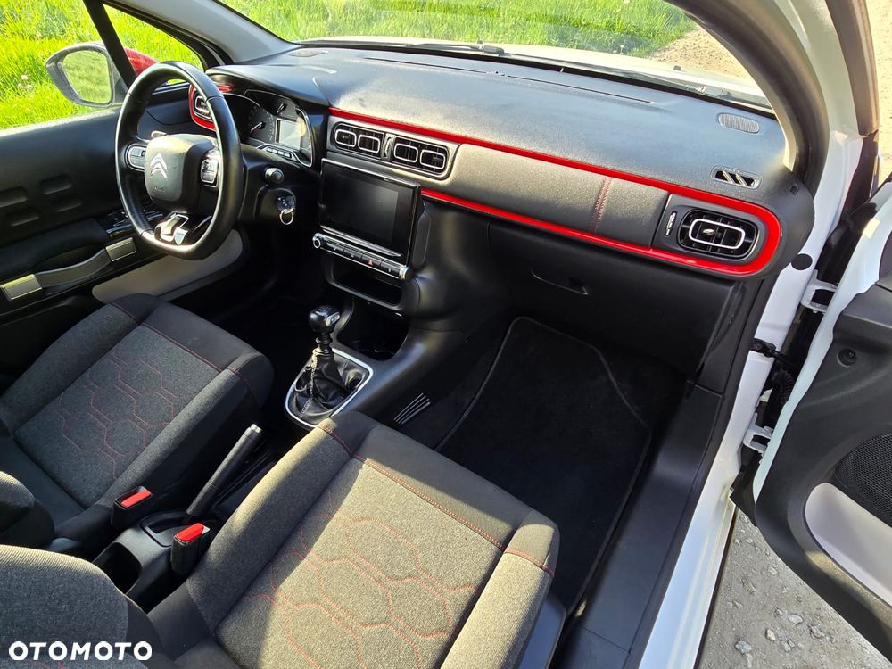 Citroën C3 1.2 PureTech Shine S&S - 19