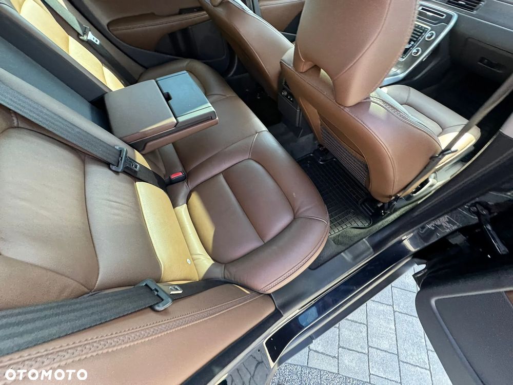 Volvo XC 70 D4 Drive-E Summum - 6