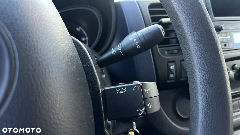 Opel Vivaro - 18