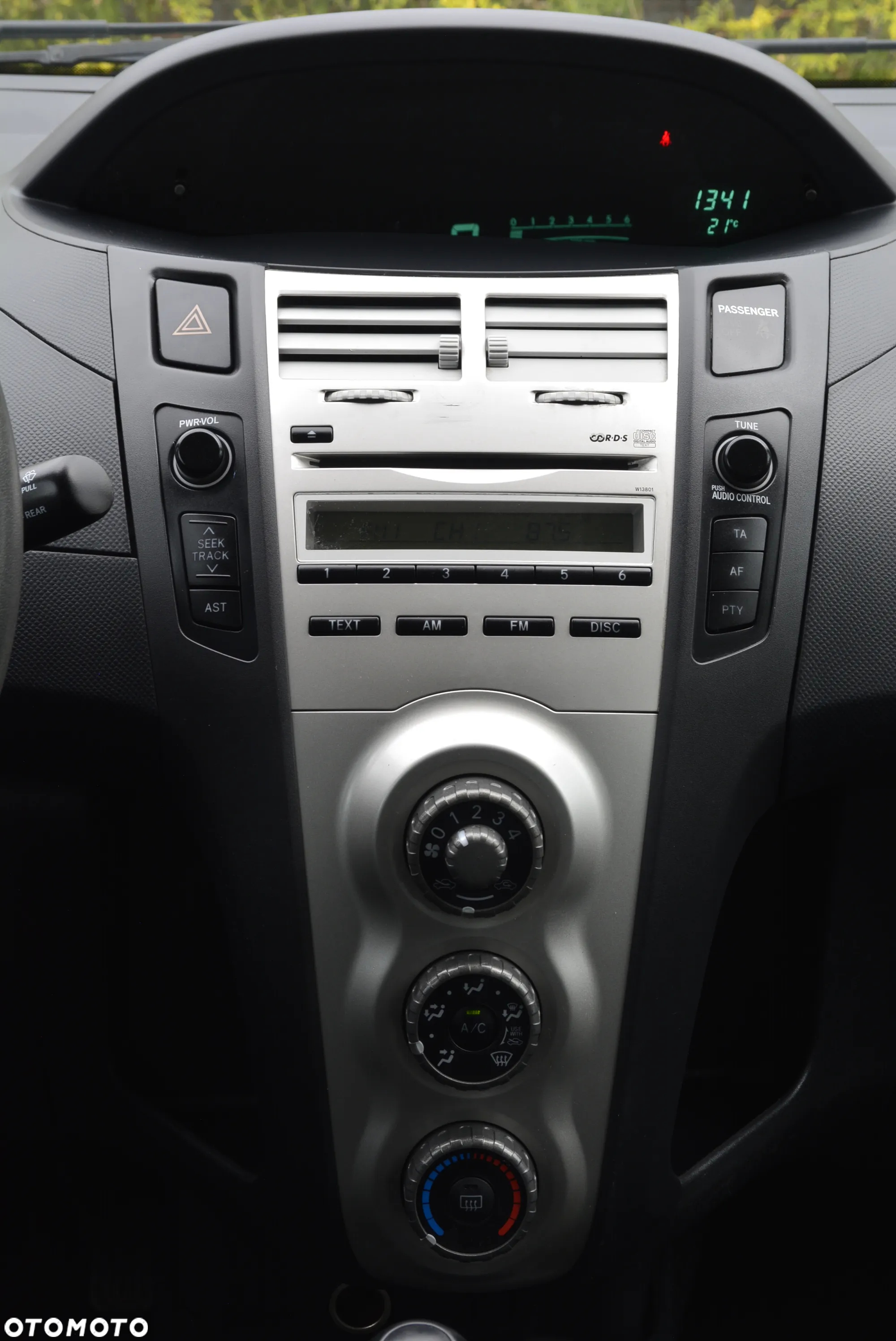 Toyota Yaris 1.3 Luna A/C - 34