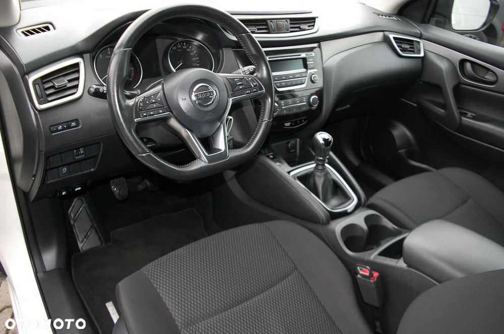 Nissan Qashqai - 22