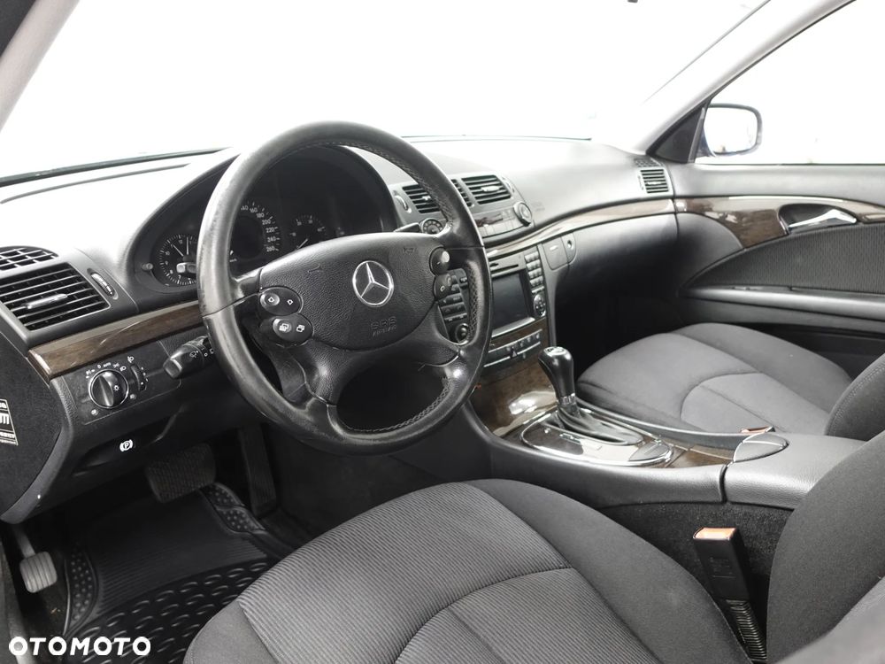 Mercedes-Benz Klasa E - 18