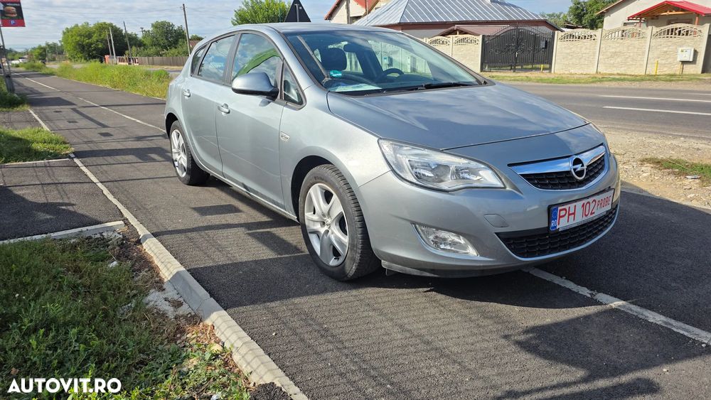 Opel Astra 1.7 CDTI Cosmo - 9