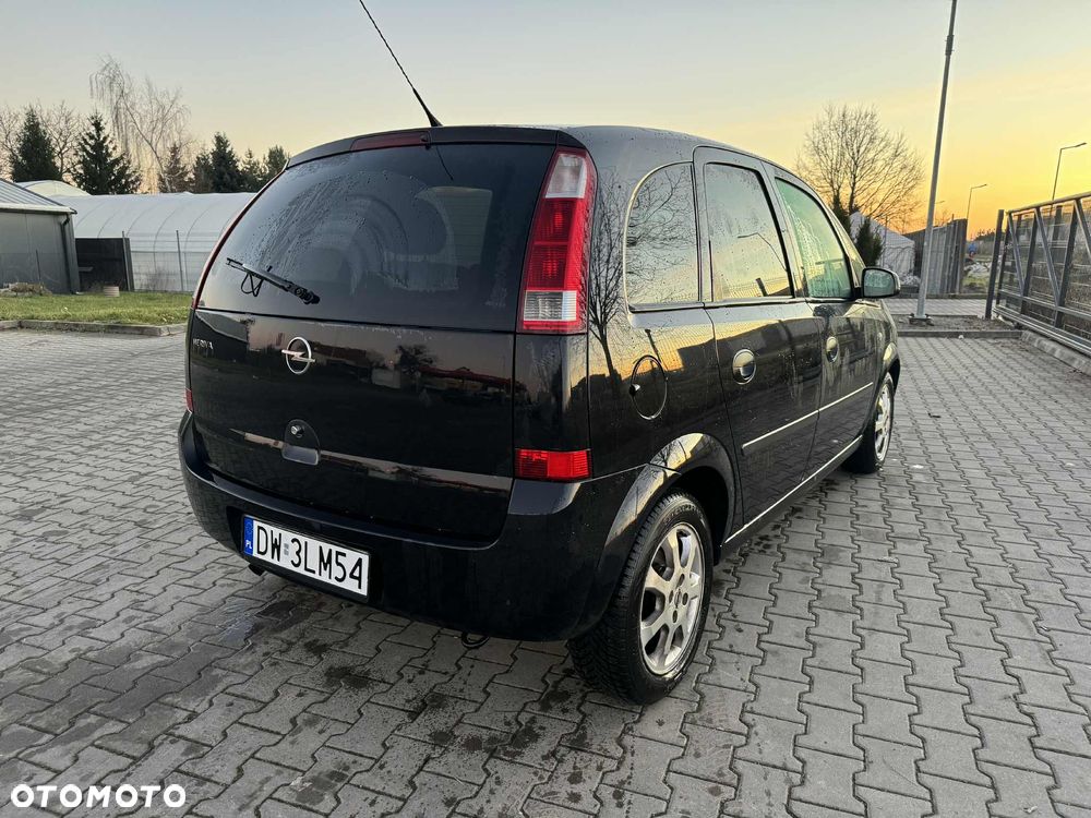 Opel Meriva 1.6 Essentia - 4