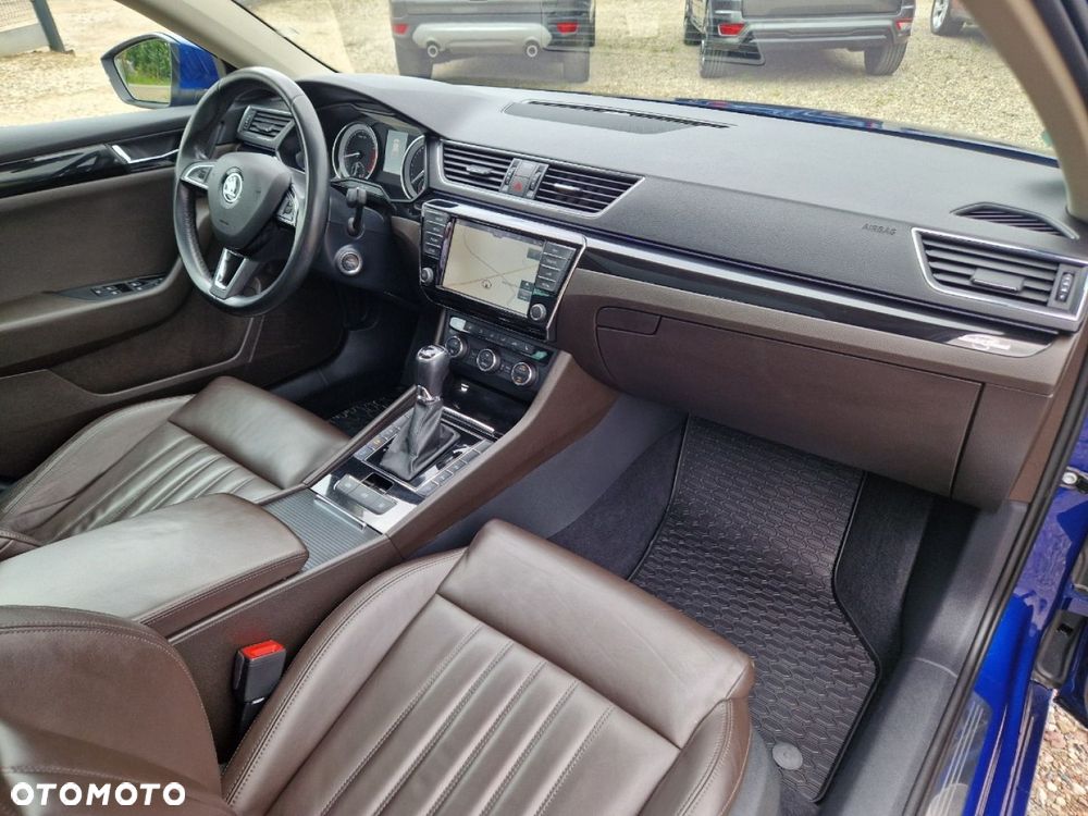 Skoda Superb 2.0 TSI 4x4 DSG L&K - 29