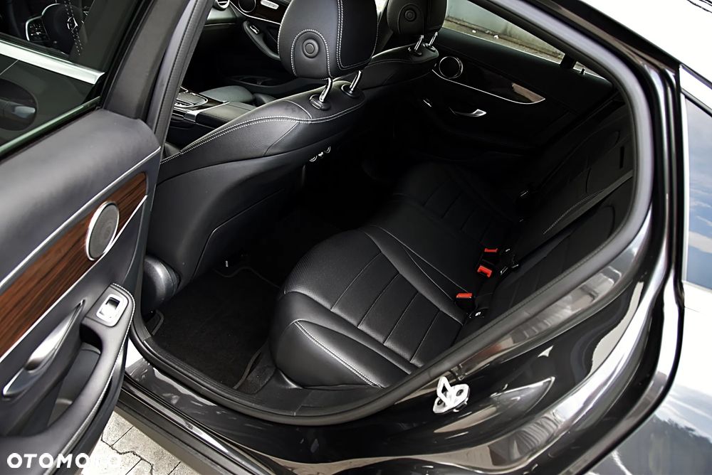 Mercedes-Benz GLC 200 4Matic 9G-TRONIC - 23