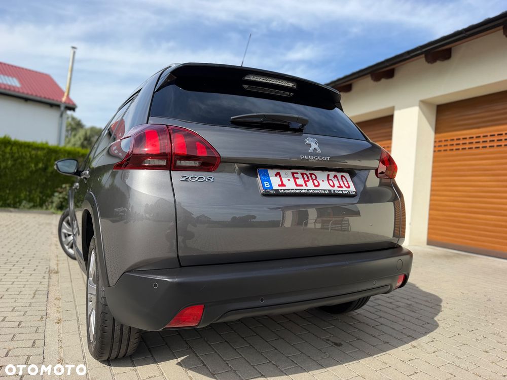 Peugeot 2008 BlueHDi 100 STOP & START Signature - 23