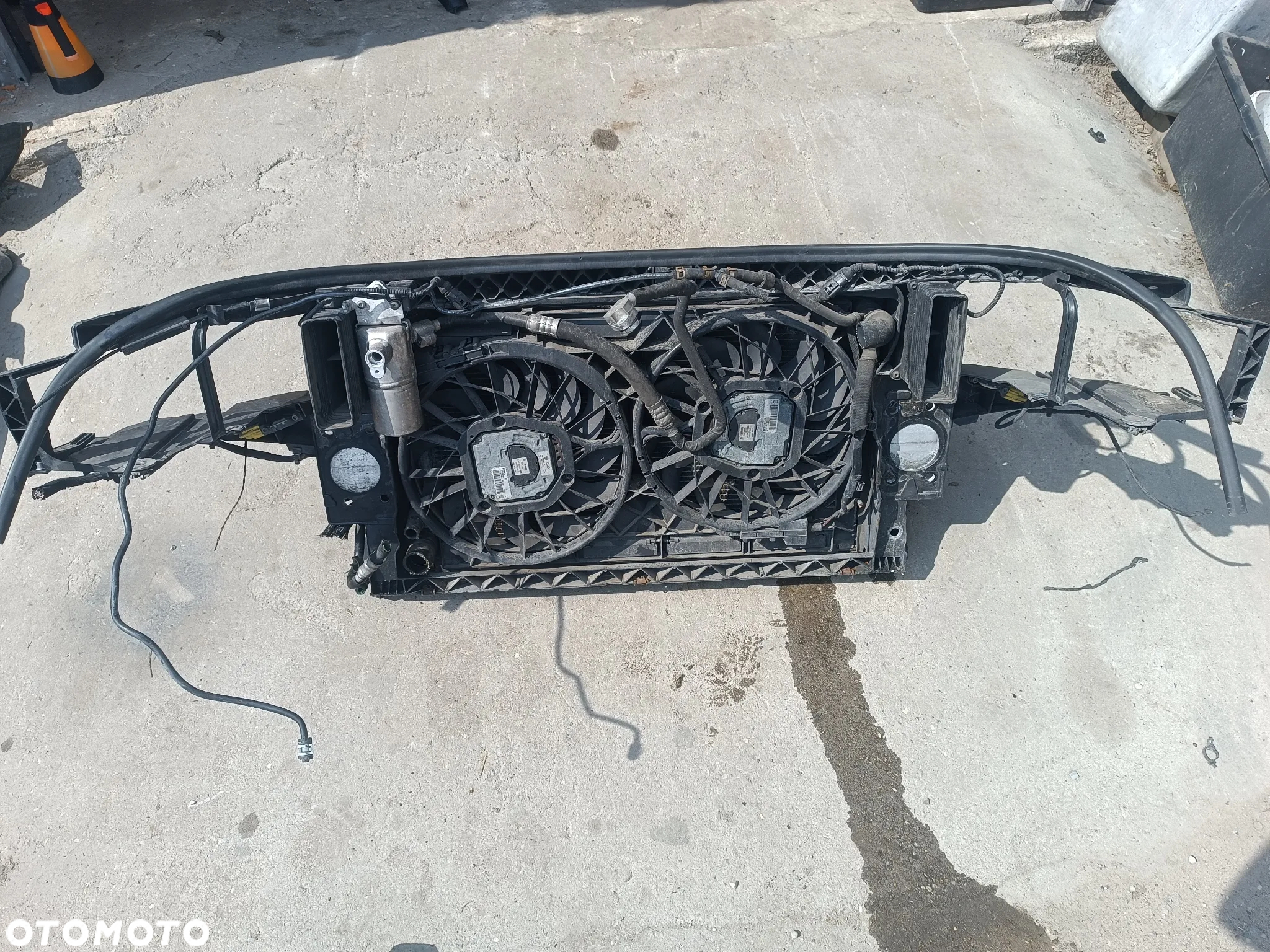 PAS PRZEDNI KOMPLETNY WENTYLATOR CHŁODNICE BELKA AUDI A8 D3 LIFT 4.2 TDI - 2