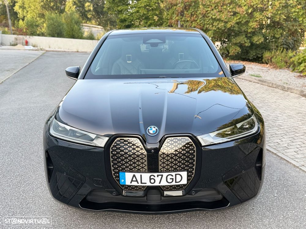 BMW iX xDrive 40 Pack Desportivo - 19