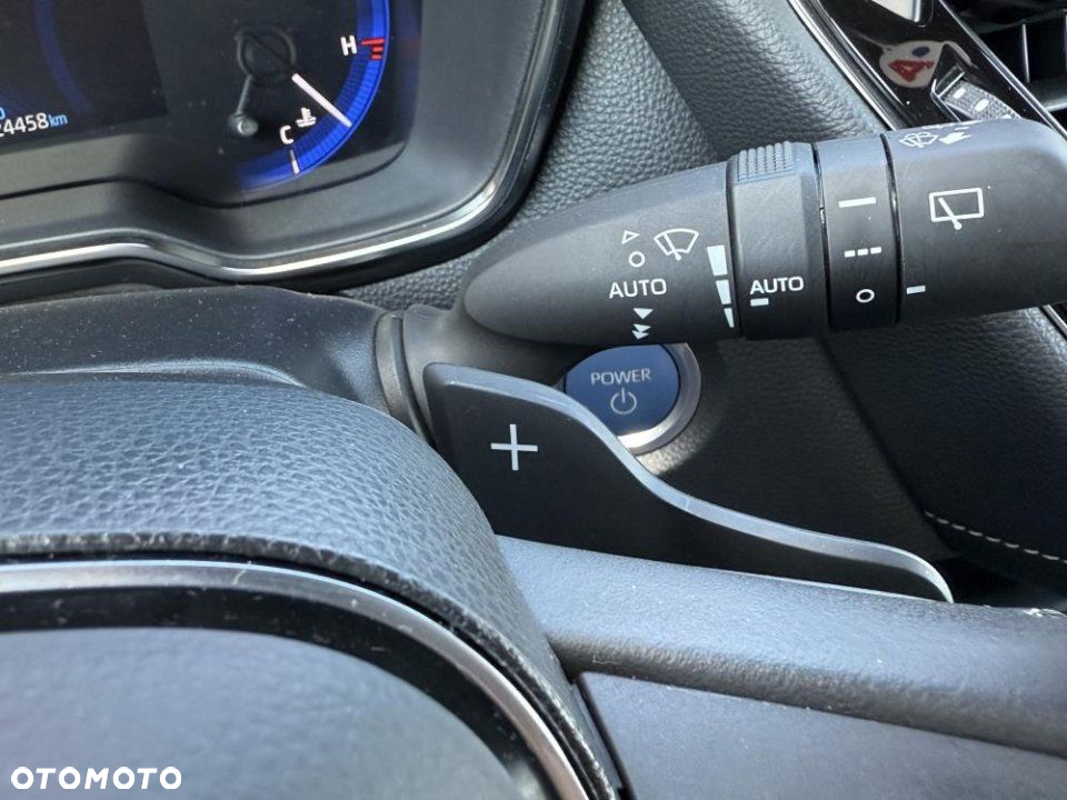 Toyota Corolla - 17