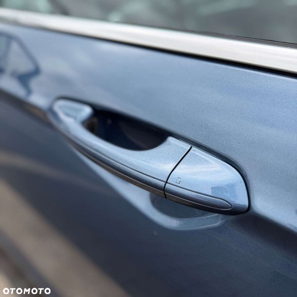 Ford Mondeo - 17