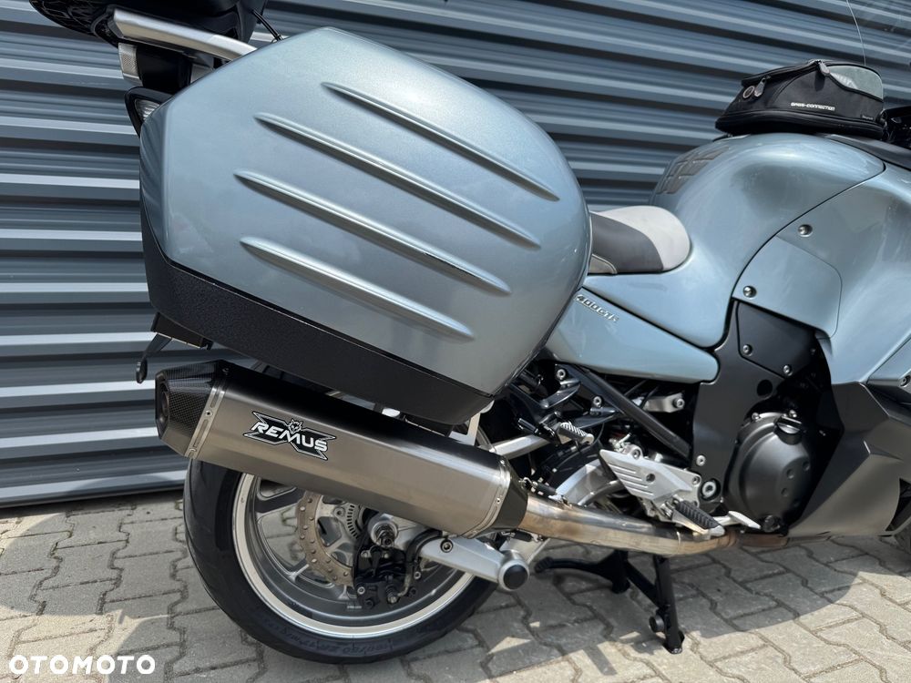 Kawasaki GTR - 13