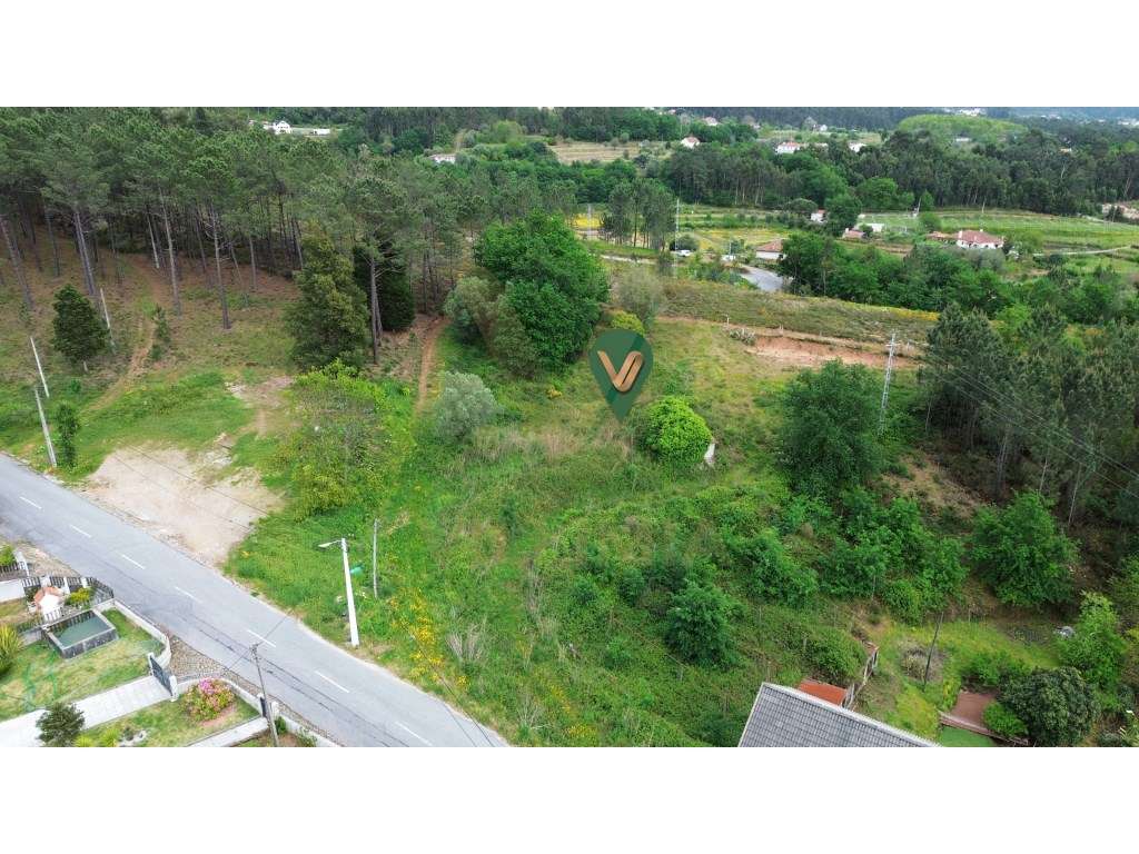 Terreno com 1.310 m² | Projeto Aprovado | Calheiros, Ponte de Lima - Grande imagem: 4/22