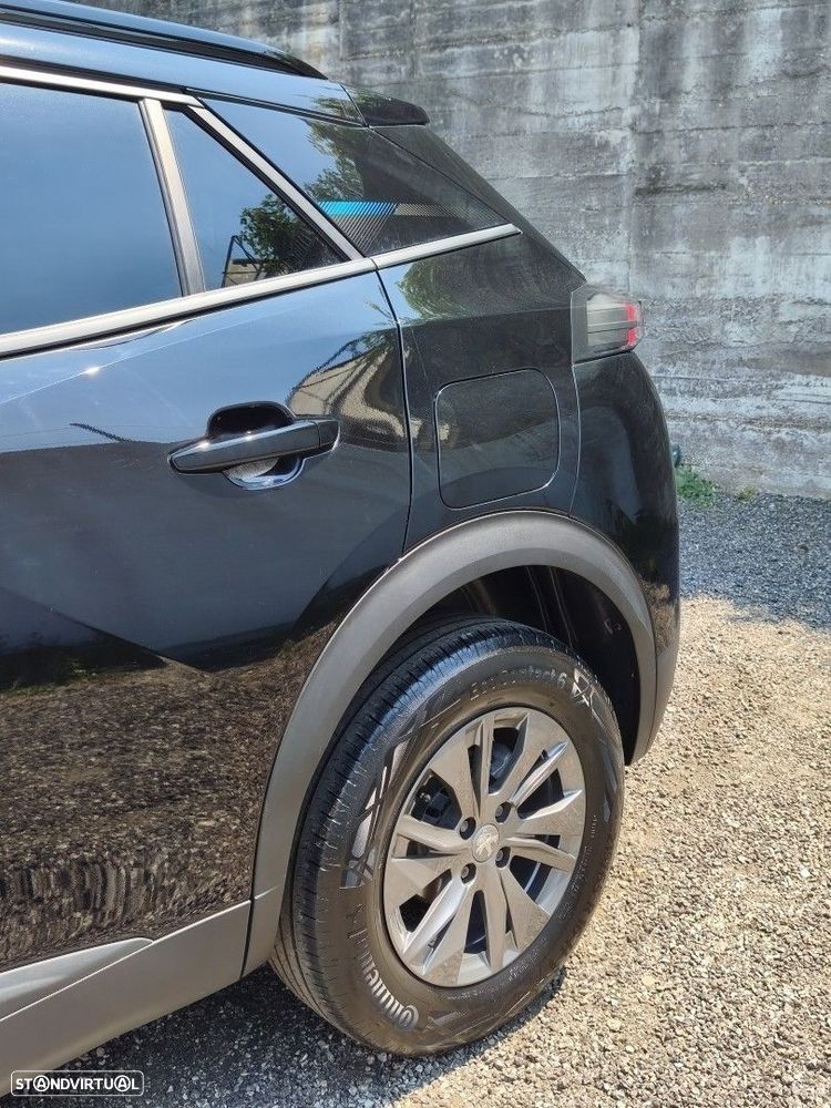 Peugeot 2008 PureTech 130 EAT8 Allure - 19
