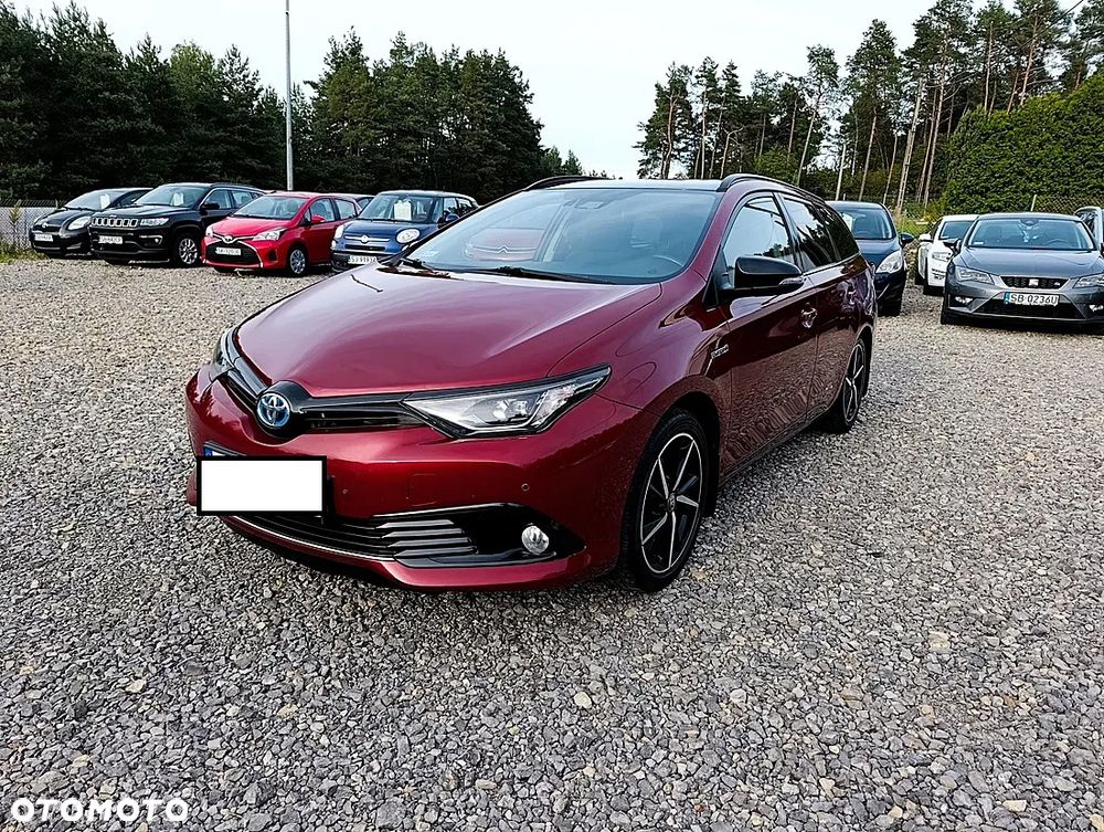 Toyota Auris Hybrid 135 Selection - 1