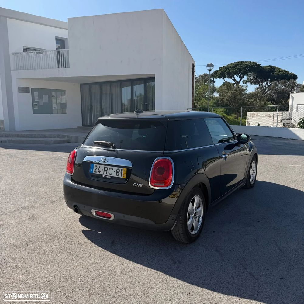 MINI 3 Portas One - 6