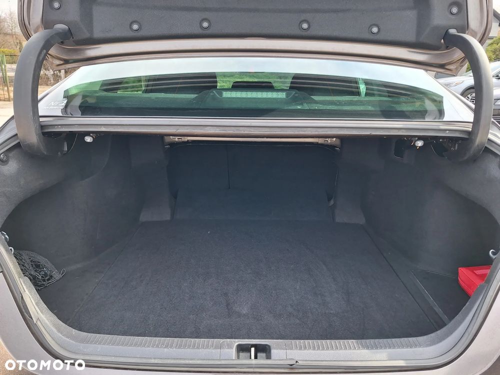 Toyota Camry 2.5 Hybrid Comfort CVT - 15