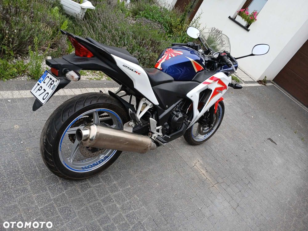 Honda CBR - 3