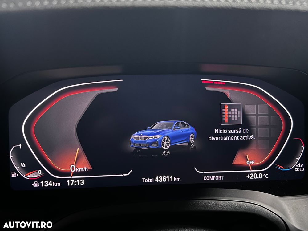 BMW Seria 3 330i xDrive AT - 10
