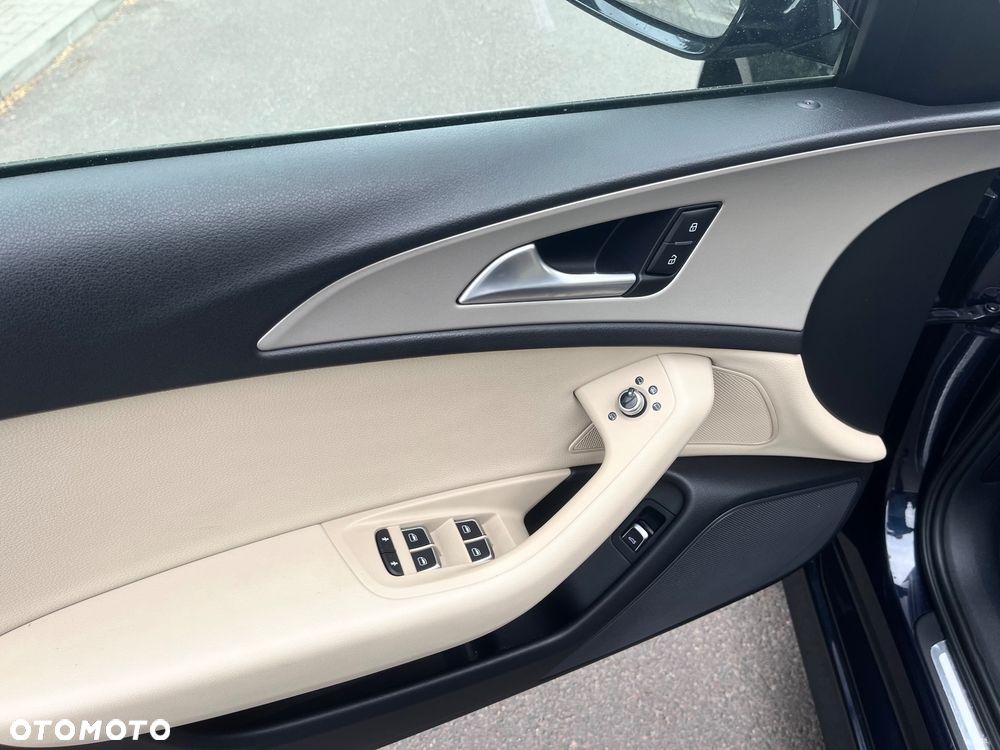 Audi A6 Avant - 16