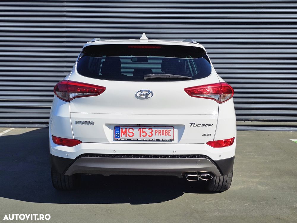 Hyundai Tucson 2.0 CRDI 4WD Automatik Premium - 6