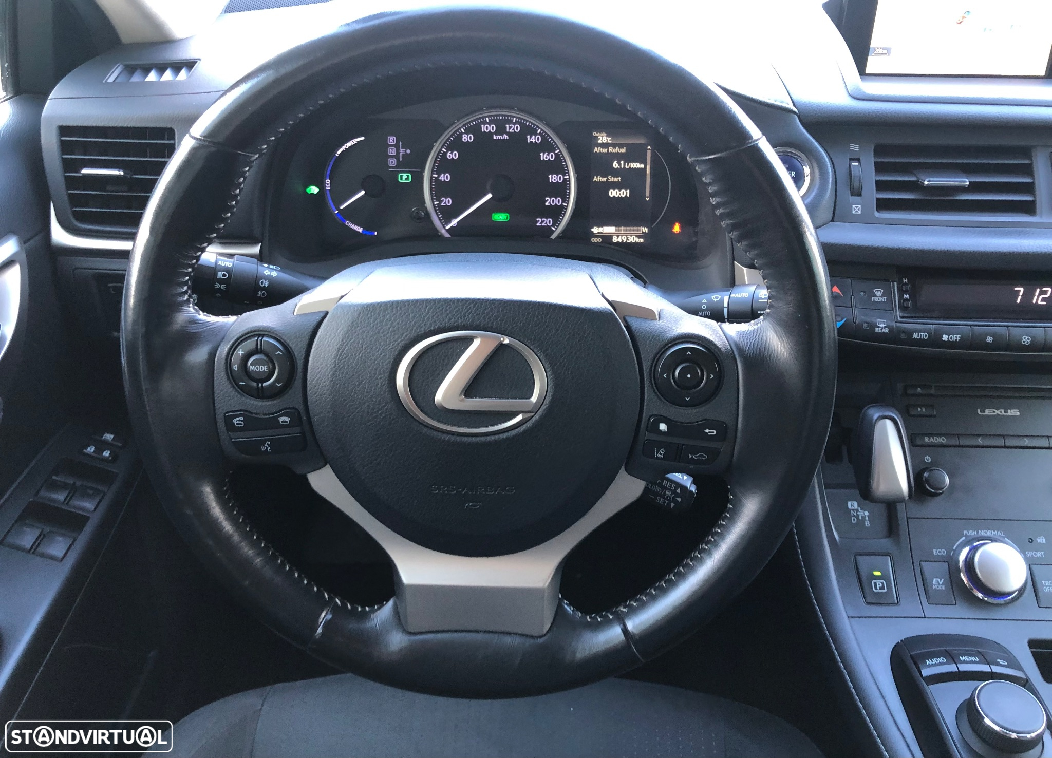 Lexus CT 200h Executive+ - 28