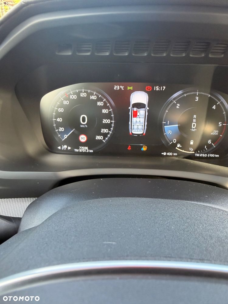 Volvo XC 90 - 17