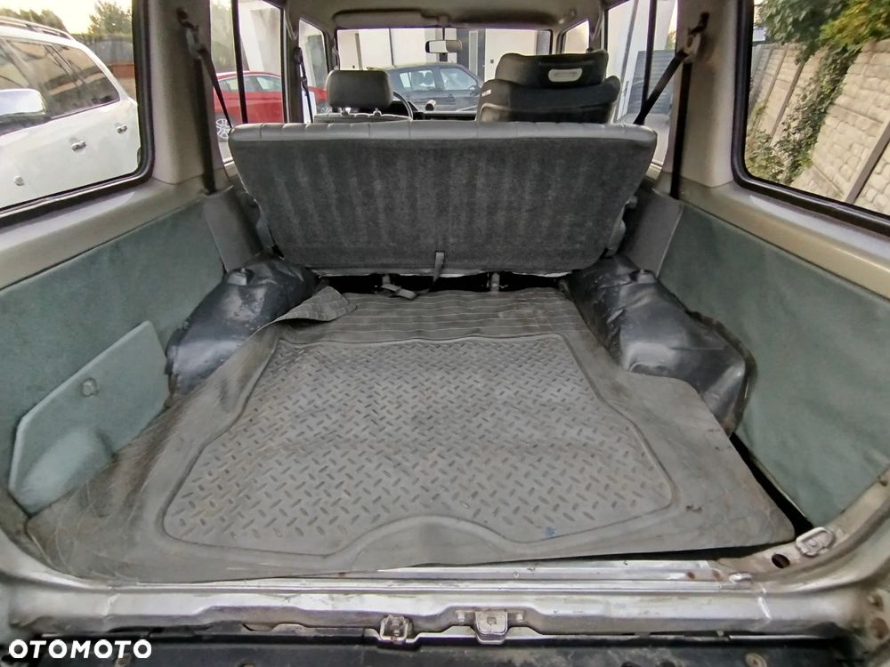 Toyota Land Cruiser - 12