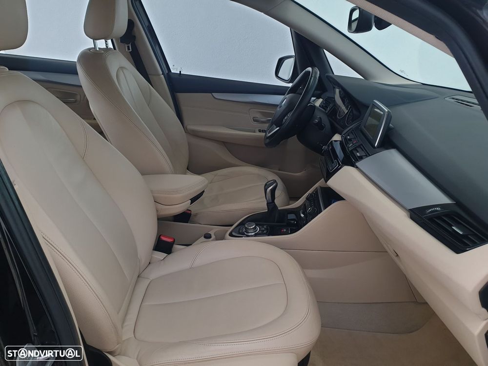 BMW 216 Active Tourer d - 25