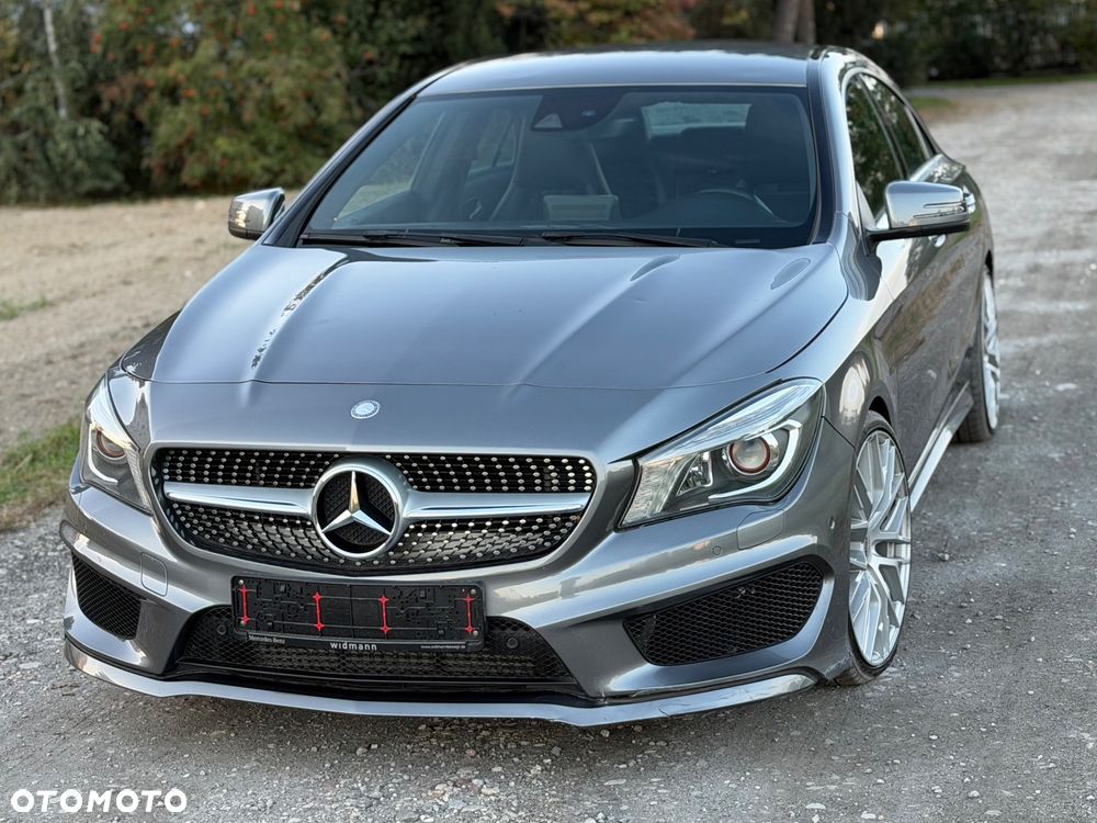 Mercedes-Benz CLA 180 7G-DCT AMG Line - 1