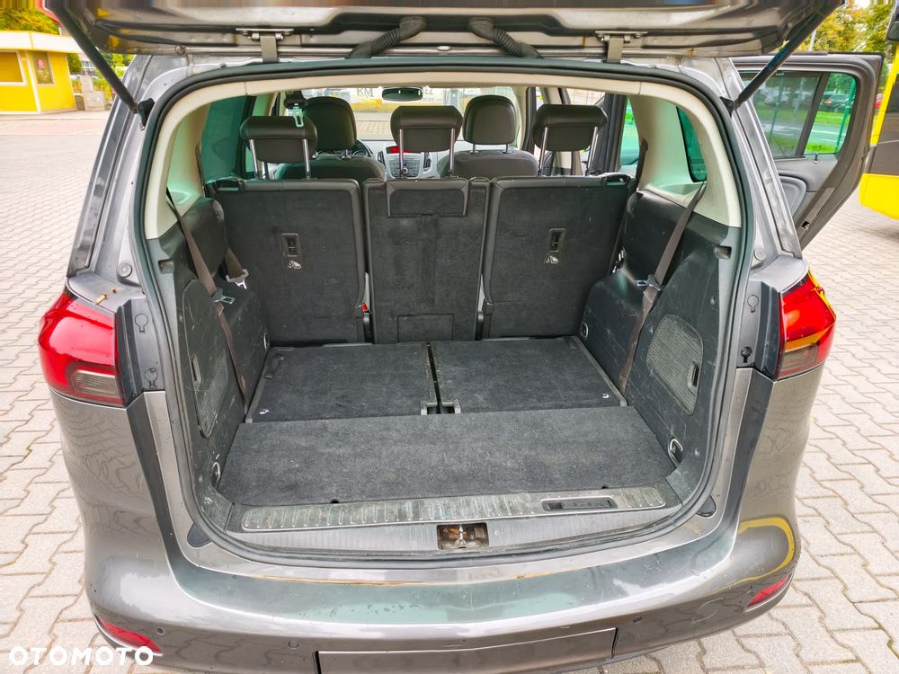 Opel Zafira 1.4 T Cosmo EcoFLEX S&S - 9
