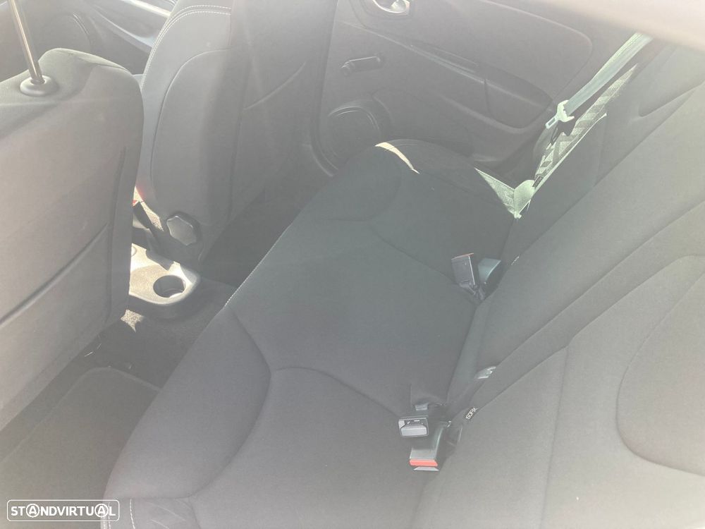 Renault Clio 0.9 TCe Limited - 25
