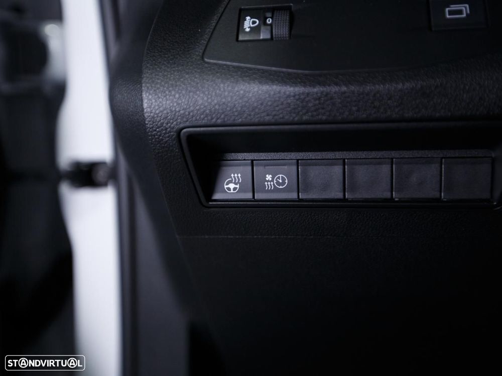 Peugeot e-Rifter 50 kWh Long Allure - 12