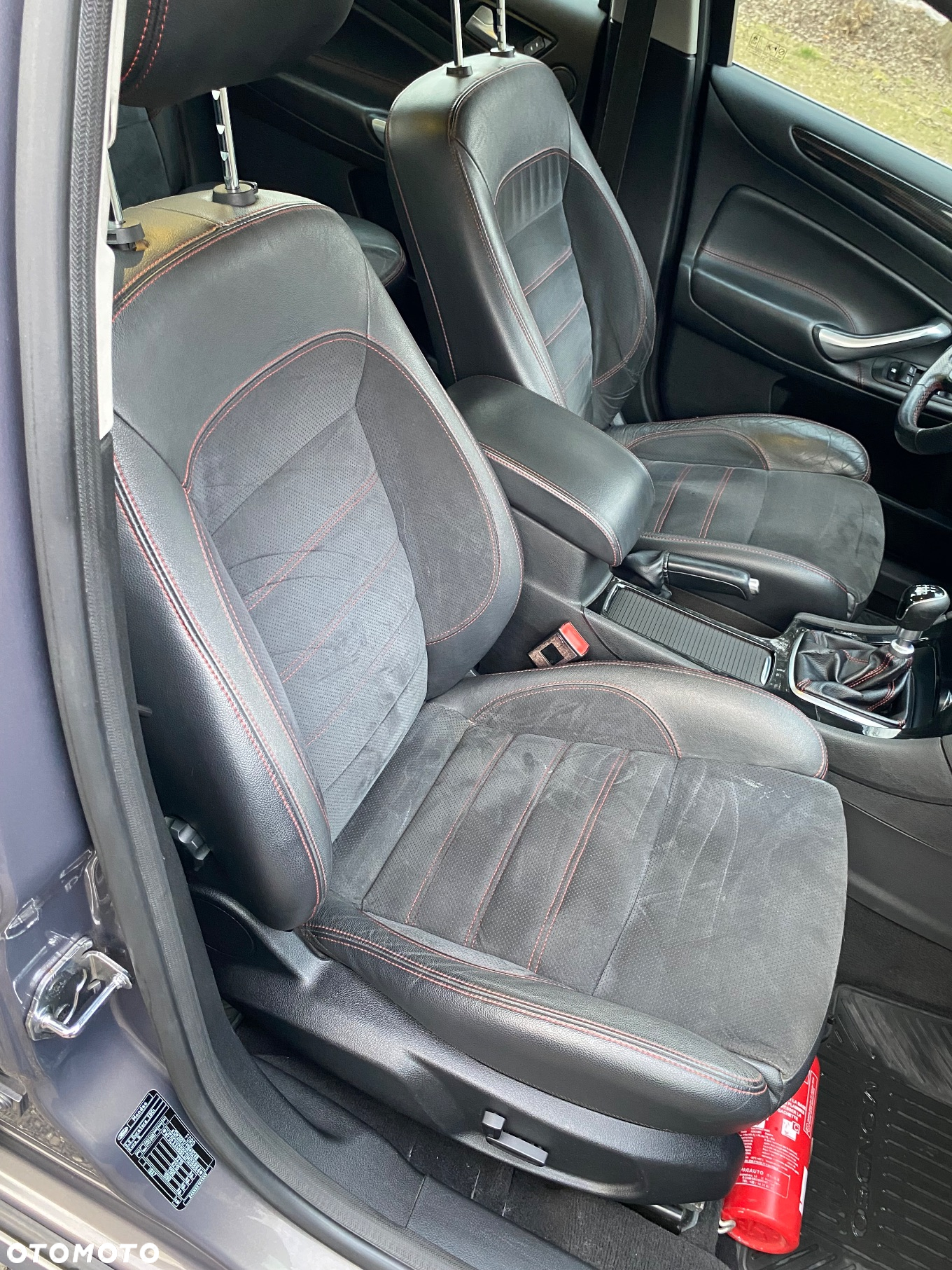 Ford Mondeo 2.2 TDCi Titanium - 25