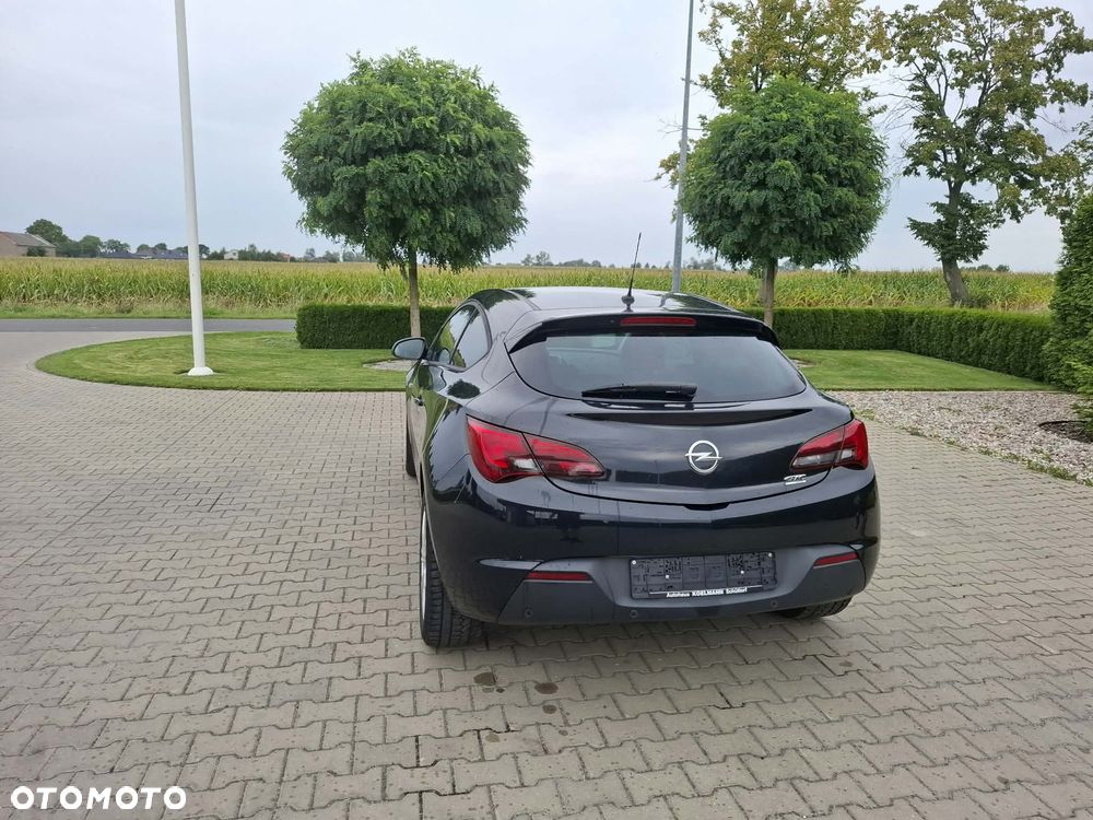 Opel Astra - 8