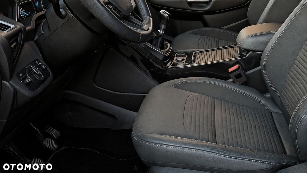 Ford Kuga 2.0 TDCi Titanium - 9