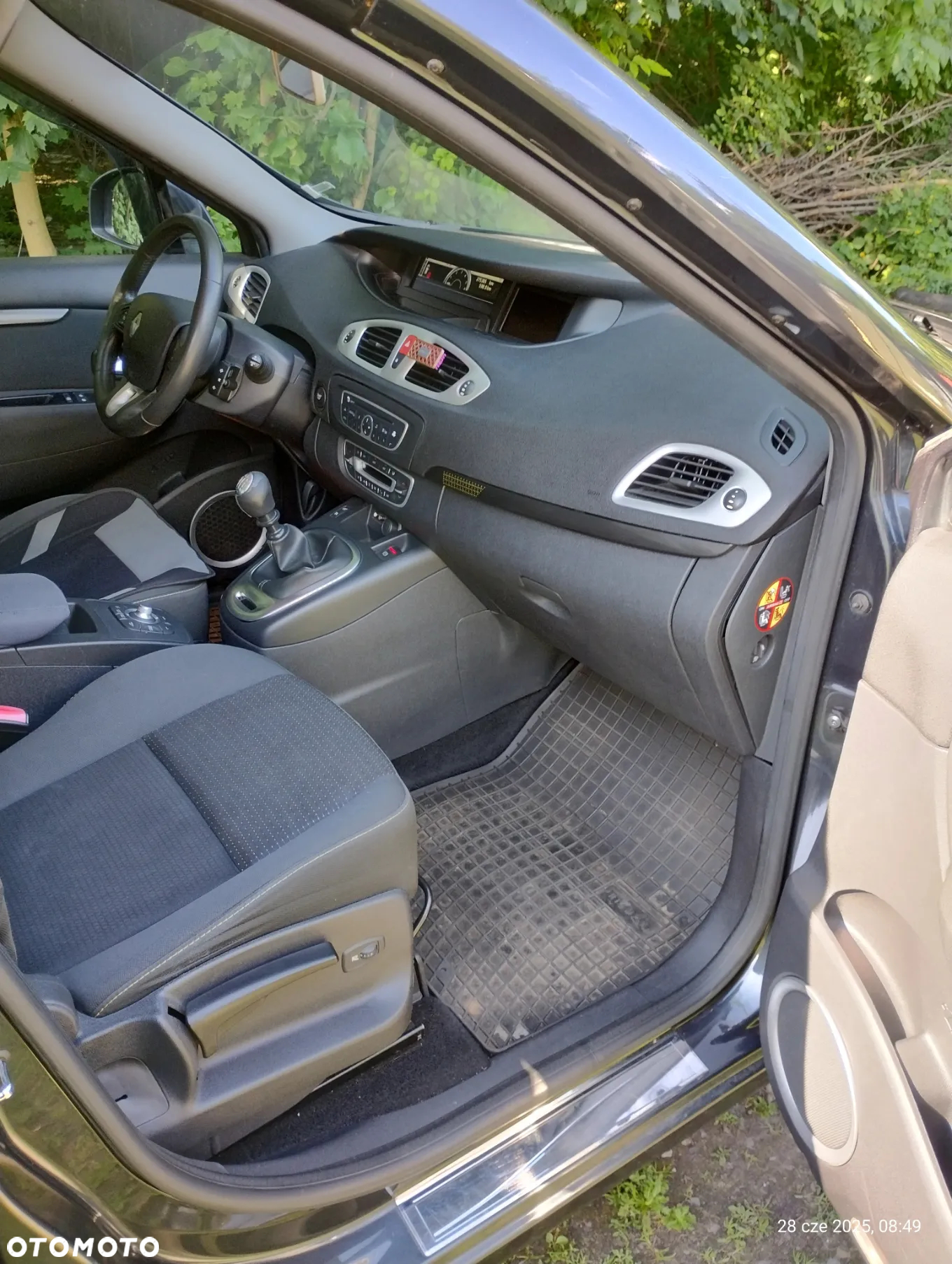 Renault Scenic 1.9 dCi Tech Run Euro5 - 11
