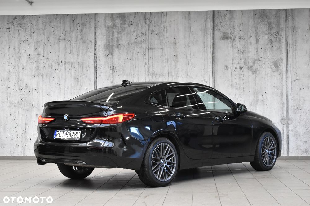 BMW Seria 2 218i Advantage - 9