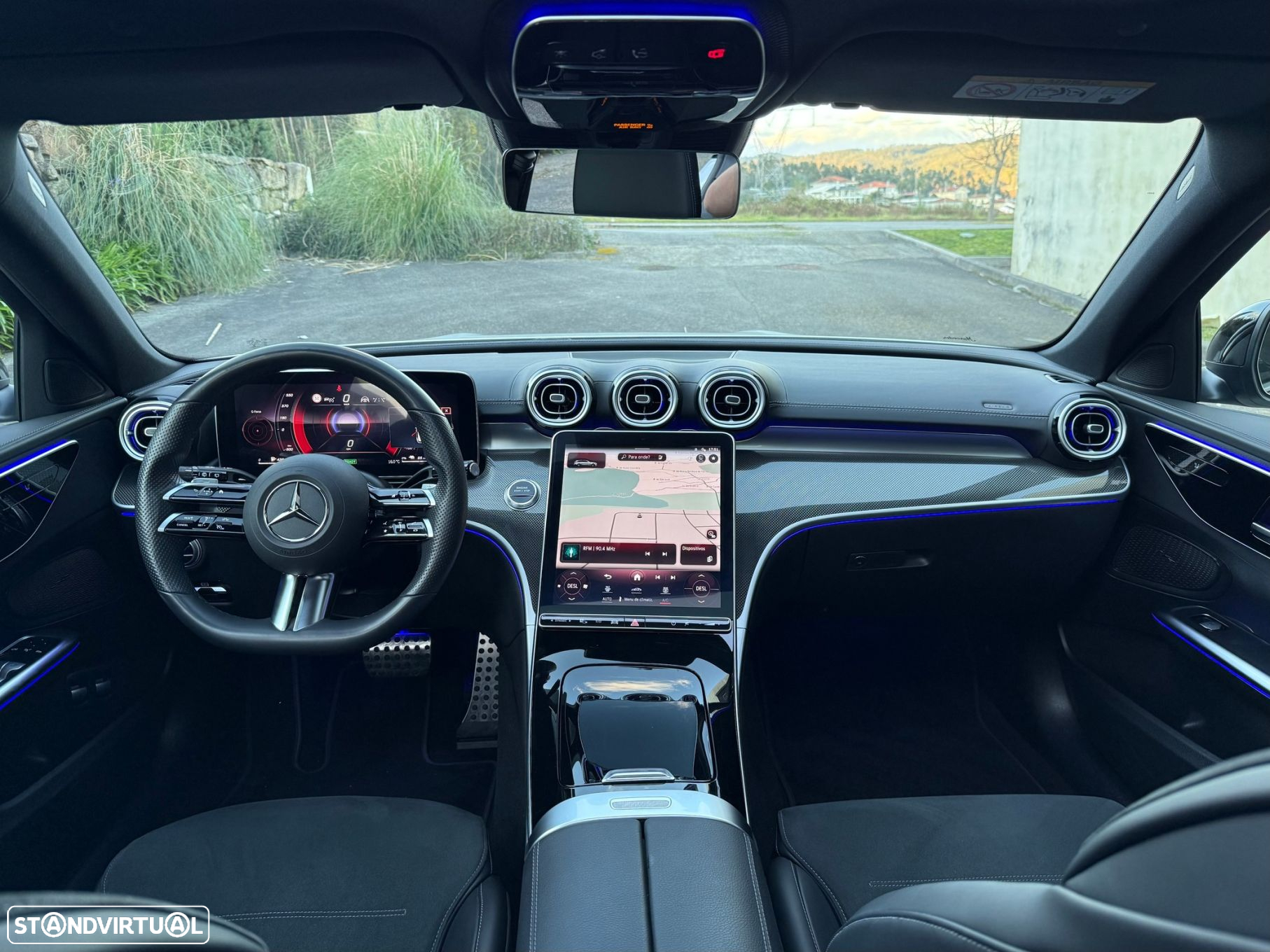 Mercedes-Benz C 300 e AMG Line - 36