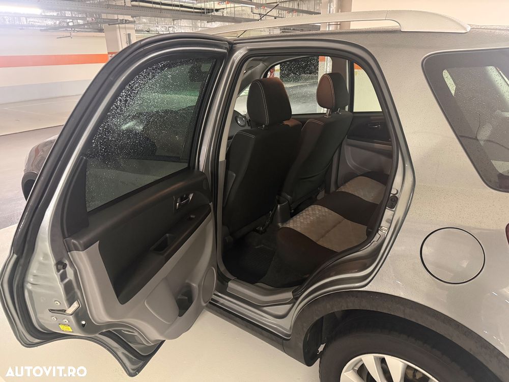 Suzuki SX4 1.6 GS 4WD ESP - 8