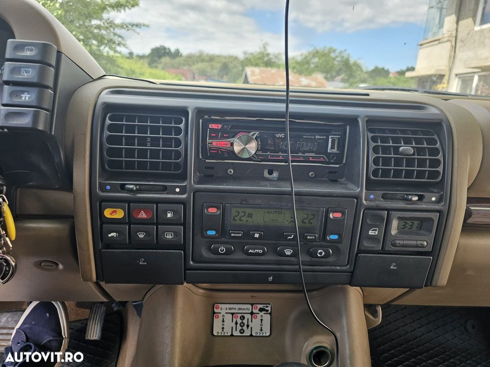 Land Rover Discovery - 11
