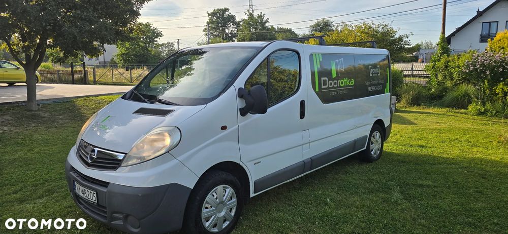 Opel Vivaro - 2