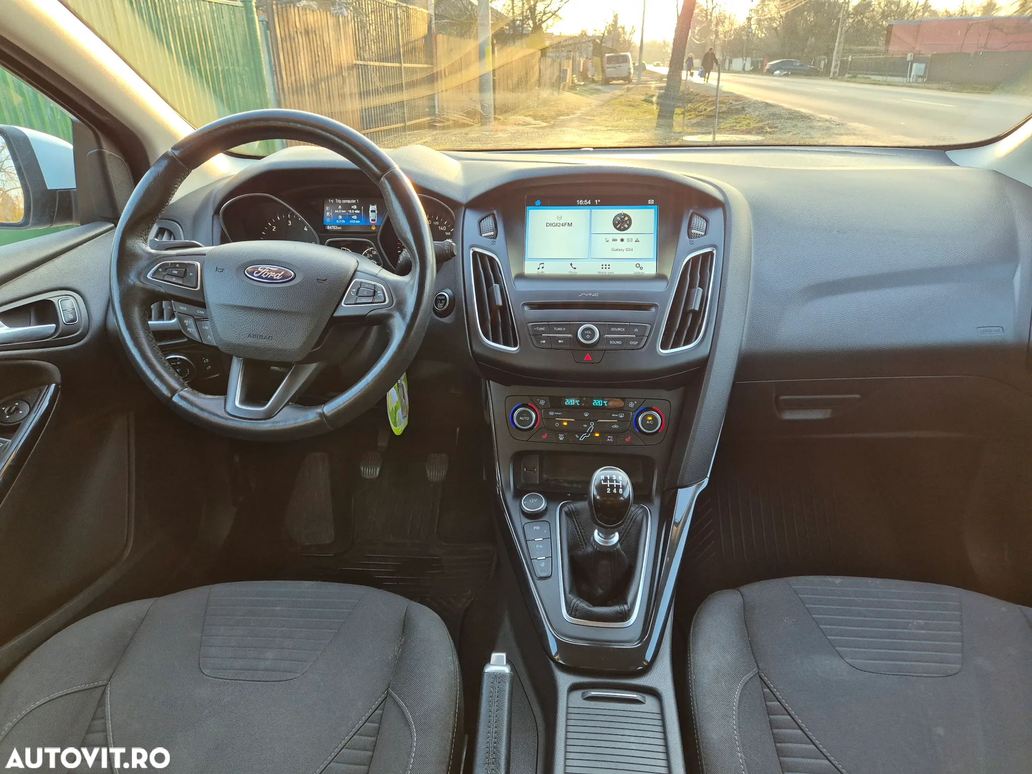Ford Focus 1.5 TDCi Titanium - 12