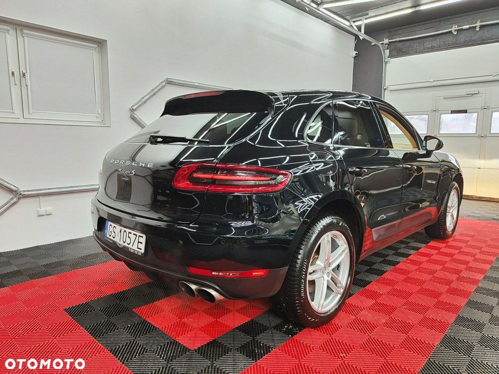 Porsche Macan S - 6