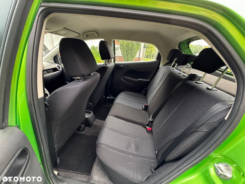 Mazda 2 1.3 Exclusive - 9