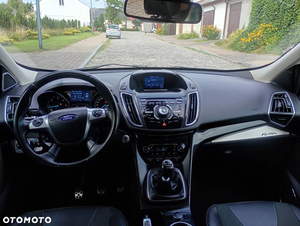 Ford Kuga 2.0 TDCi 2x4 Titanium - 31