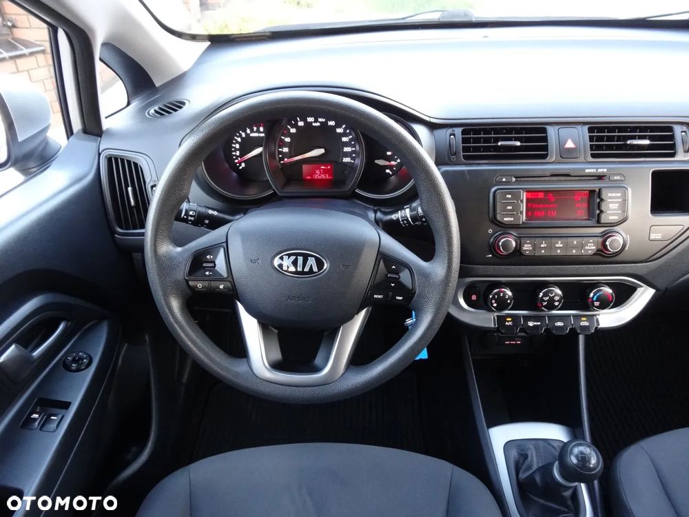 Kia Rio 1.2 Edition 7 - 18